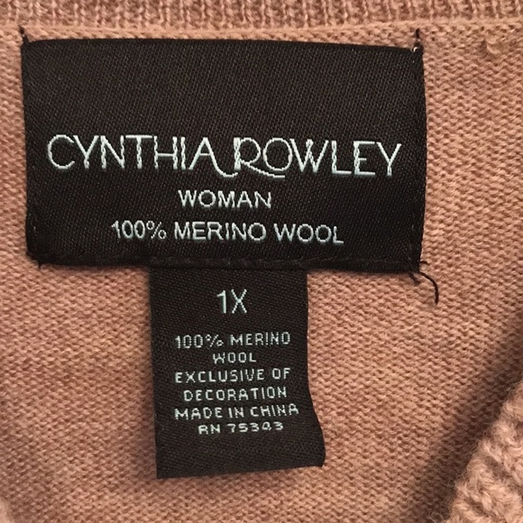 Cynthia Rowley brand size 1X  wool sweater jacket with buckle closure in front - Picture 2 of 5